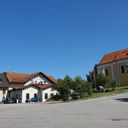 Lindenhof Hetzenbach Hotel Zell Exterior photo
