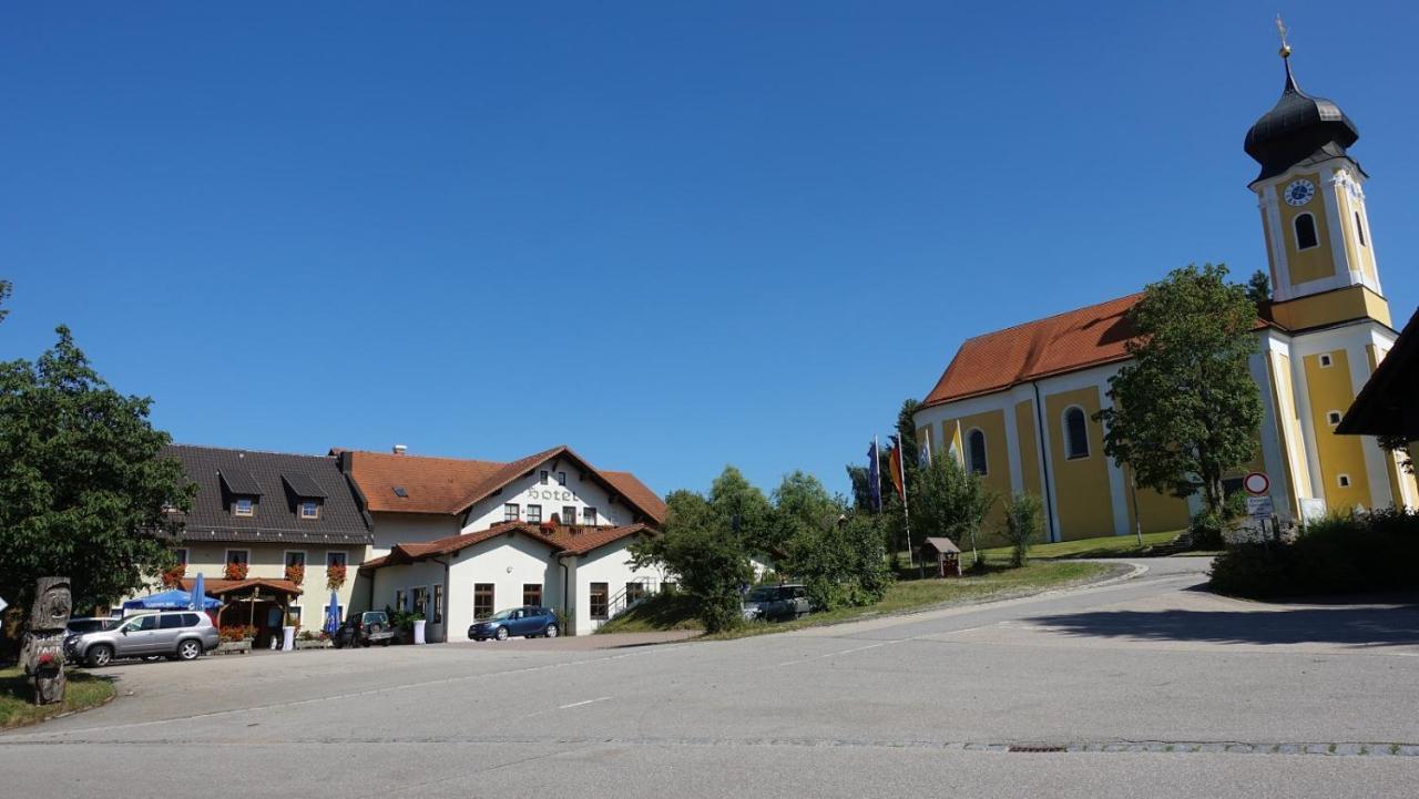 Lindenhof Hetzenbach Hotel Zell Exterior photo